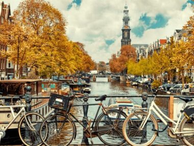 Kênh đào ở Amsterdam