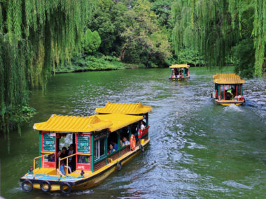 Tour du lịch Bắc Kinh - Trùng Khánh - Vạn Lý Trường Thành - Hồng Nhai Động