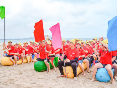 Tour team building doanh nghiệp Hàm Thuận Nam – Núi Takou – Bikini Beach - Hải Đăng Kê Gà