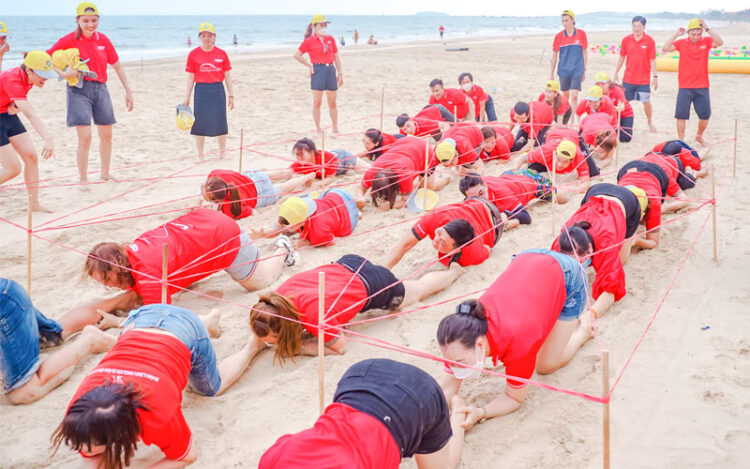 Tour team building doanh nghiệp Hàm Thuận Nam – Núi Takou – Bikini Beach - Hải Đăng Kê Gà