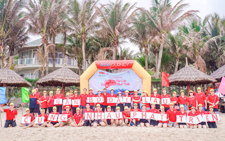 Tour team building doanh nghiệp Hàm Thuận Nam – Núi Takou – Bikini Beach - Hải Đăng Kê Gà