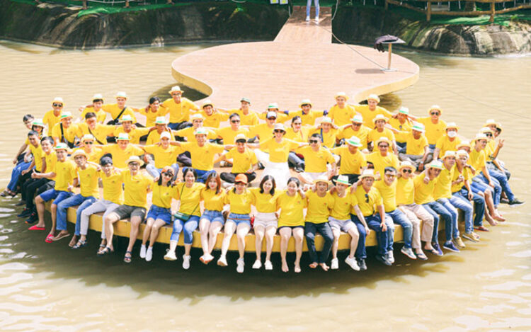 Tour team building doanh nghiệp Lagi - Dinh Thầy Thím - Hải Đăng Kê Gà