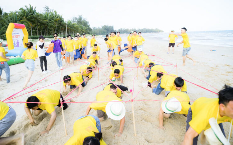 Tour team building doanh nghiệp Lagi - Dinh Thầy Thím - Hải Đăng Kê Gà