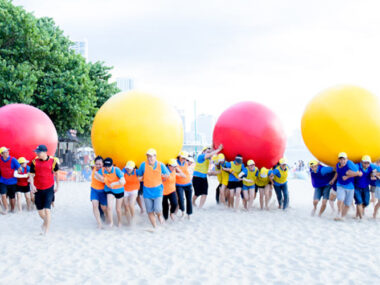 Tour team building doanh nghiệp Nha trang – Bãi Dài – Đảo Hoa Lan – Buffet hải sản 50 món