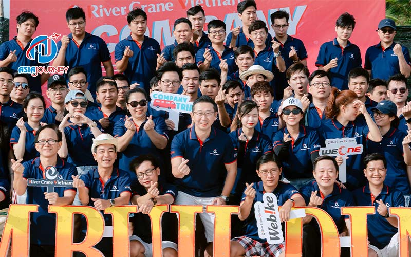 Dự án Team Building Đoàn RiverCrane Vietnam - Kỷ lục xếp mô tô sống động