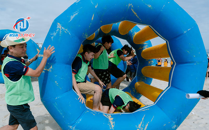 Dự án Team Building Đoàn RiverCrane Vietnam - Kỷ lục xếp mô tô sống động