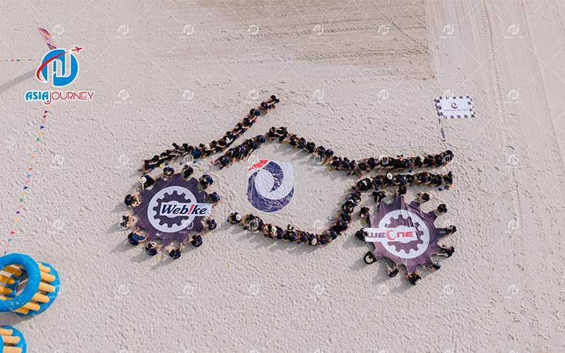 Dự án Team Building Đoàn River Crane Vietnam - Kỷ lục xếp mô tô sống động