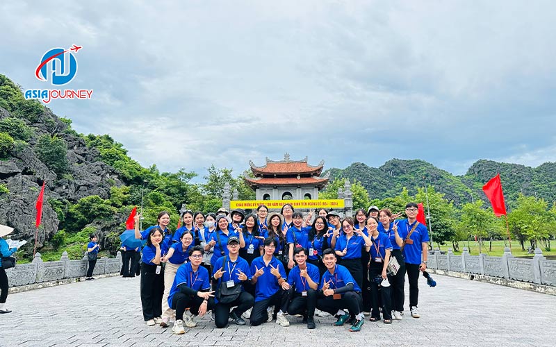 Asia Journey x HUFLIT: Khẳng Định Bản Lĩnh Tổ Chức Tour Giáo Dục